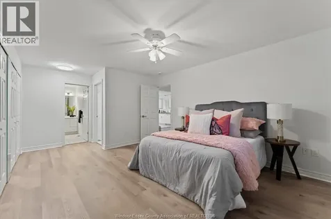 1077 Hacienda Way Windsor ON N9G 2T7