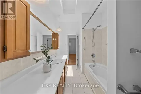 2335 Harding Road Ottawa ON K1G 3B7