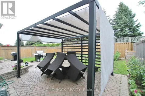 55 Gleeson Way West Ottawa ON K2J 4Y7