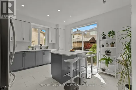 65 Alameda Way Ottawa ON K2J 5B3