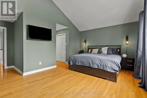 65 Alameda Way Ottawa ON K2J 5B3