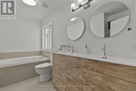 65 Alameda Way Ottawa ON K2J 5B3