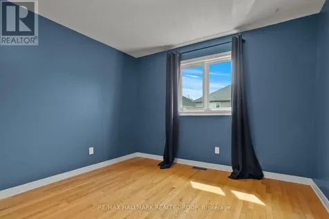 65 Alameda Way Ottawa ON K2J 5B3