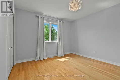65 Alameda Way Ottawa ON K2J 5B3