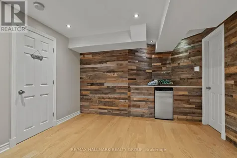65 Alameda Way Ottawa ON K2J 5B3