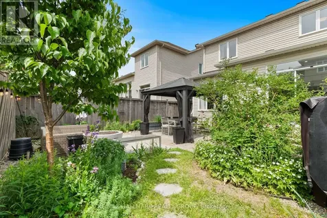 65 Alameda Way Ottawa ON K2J 5B3
