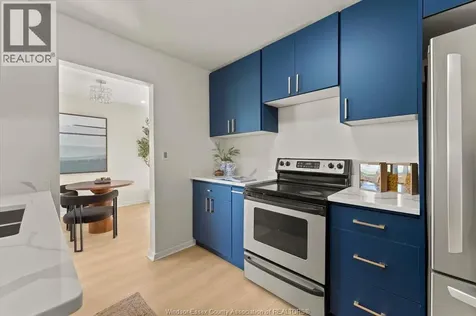 3209 Dandurand Avenue Windsor ON N9E 2E9