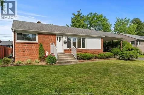 3209 Dandurand Avenue Windsor ON N9E 2E9