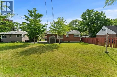 3209 Dandurand Avenue Windsor ON N9E 2E9