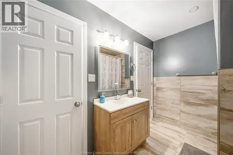 884 Jos Janisse Avenue Windsor ON N8Y 3A8