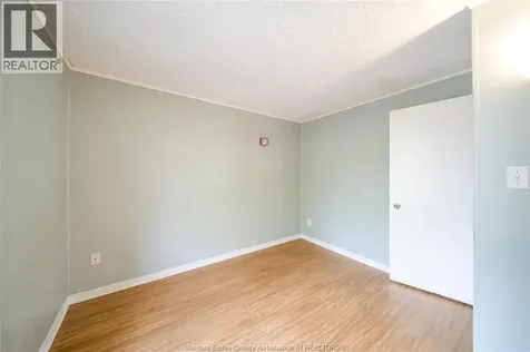 884 Jos Janisse Avenue Windsor ON N8Y 3A8