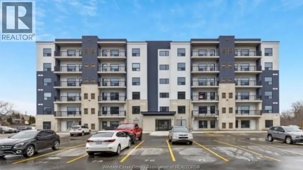 3290 Stella Crescent Windsor ON N8T 0B6