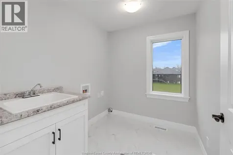 59 Belleview Drive Kingsville ON N0R 1B0