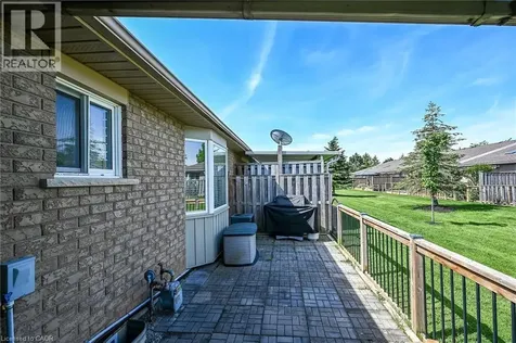 30 Braemar Avenue Caledonia ON N3W 2M1