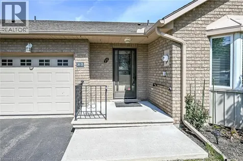30 Braemar Avenue Caledonia ON N3W 2M1