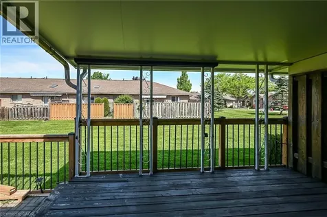 30 Braemar Avenue Caledonia ON N3W 2M1
