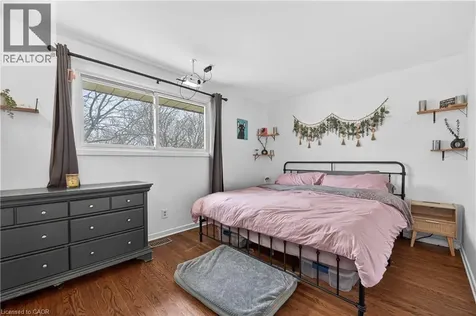 79 Prince Charles Drive St. Catharines ON L2N 3Y8