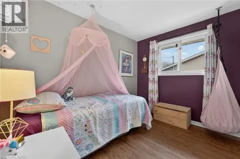 79 Prince Charles Drive St. Catharines ON L2N 3Y8