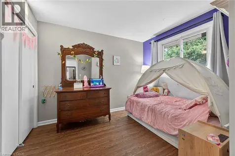 79 Prince Charles Drive St. Catharines ON L2N 3Y8