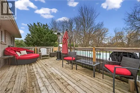 79 Prince Charles Drive St. Catharines ON L2N 3Y8
