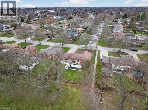 79 Prince Charles Drive St. Catharines ON L2N 3Y8