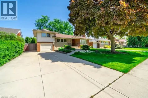 47 Westminster Avenue Hamilton ON L9C 4L8