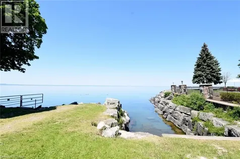 2 Harbour Drive Stoney Creek ON L8E 6B1