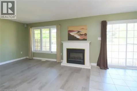 2 Harbour Drive Stoney Creek ON L8E 6B1