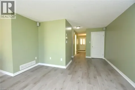 2 Harbour Drive Stoney Creek ON L8E 6B1