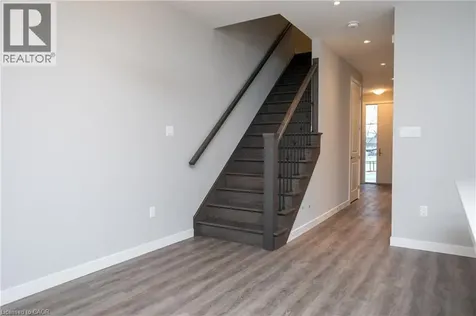 855 Robert Ferrie Drive Kitchener ON N2R 0P2