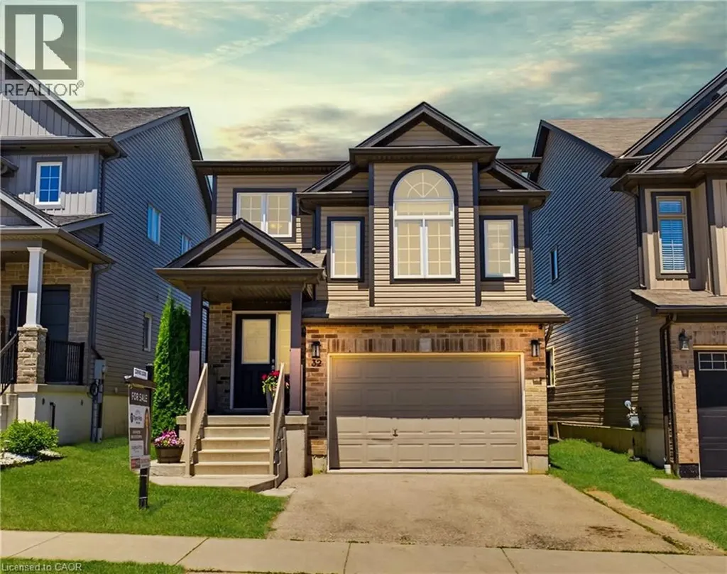 32 Sorrento Street Kitchener ON N2R 0A4
