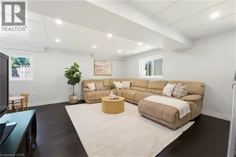 32 Sorrento Street Kitchener ON N2R 0A4