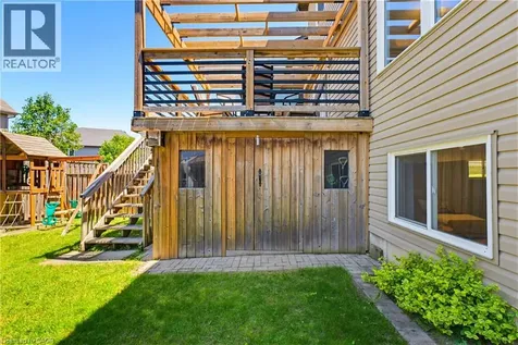 32 Sorrento Street Kitchener ON N2R 0A4