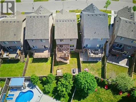 32 Sorrento Street Kitchener ON N2R 0A4
