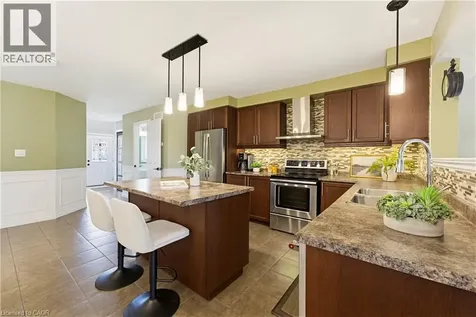 32 Sorrento Street Kitchener ON N2R 0A4