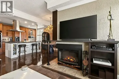 30 Harrisford Street Hamilton ON L8K 6M9