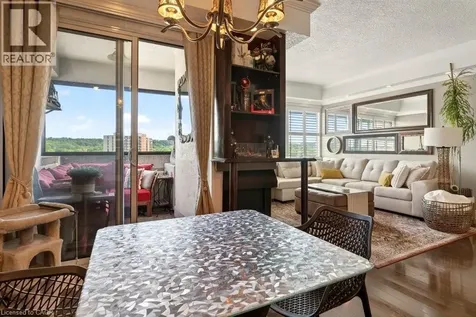 30 Harrisford Street Hamilton ON L8K 6M9