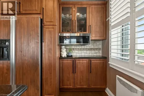 30 Harrisford Street Hamilton ON L8K 6M9