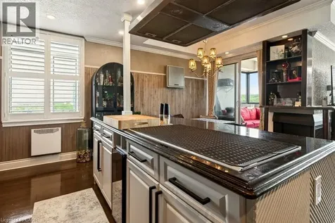 30 Harrisford Street Hamilton ON L8K 6M9