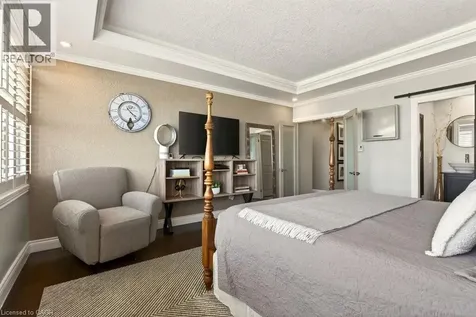 30 Harrisford Street Hamilton ON L8K 6M9