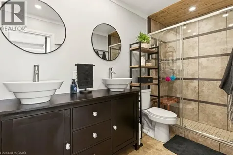 30 Harrisford Street Hamilton ON L8K 6M9