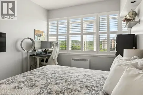 30 Harrisford Street Hamilton ON L8K 6M9
