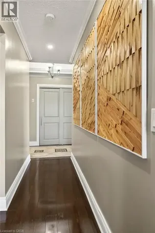 30 Harrisford Street Hamilton ON L8K 6M9