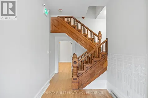 10 Victoria Avenue Brockville ON K6V 2B1