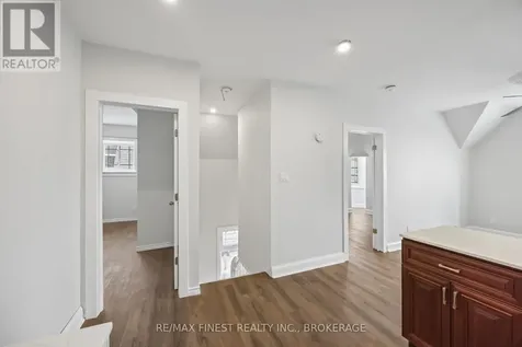 10 Victoria Avenue Brockville ON K6V 2B1