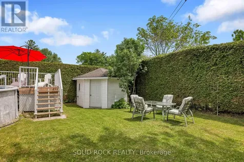 10 Highpark Crescent Ottawa ON K1B 3G8