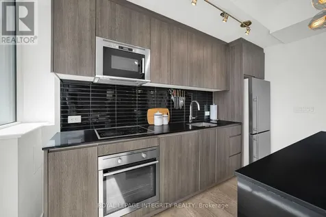 199 Slater Street Ottawa ON K1P 0C8