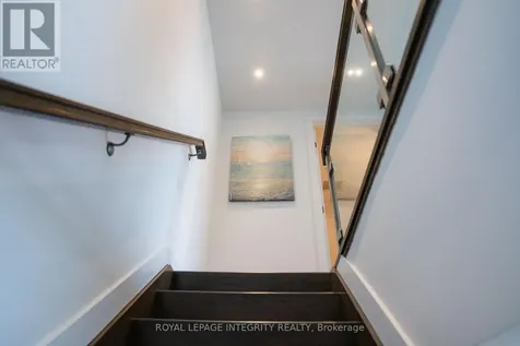 199 Slater Street Ottawa ON K1P 0C8