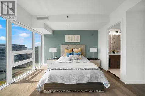 199 Slater Street Ottawa ON K1P 0C8