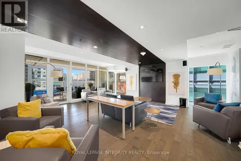 199 Slater Street Ottawa ON K1P 0C8